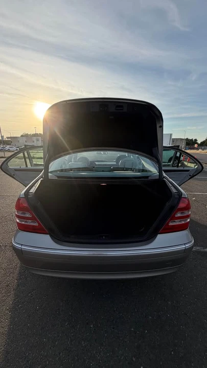 2003 Mercedes-Benz W203 C-Class - Image 8 of 11