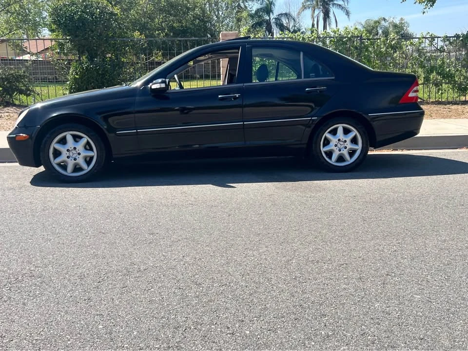 2003 Mercedes-Benz W203 C-Class - Image 7 of 9