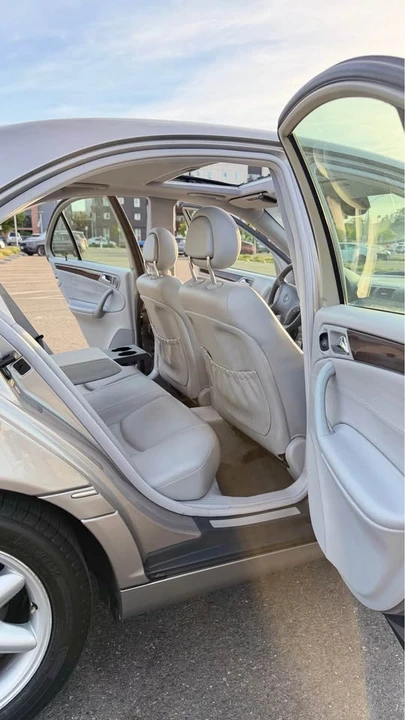 2003 Mercedes-Benz W203 C-Class - Image 9 of 11