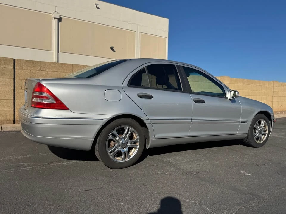 2003 Mercedes-Benz W203 C-Class - Image 14 of 19