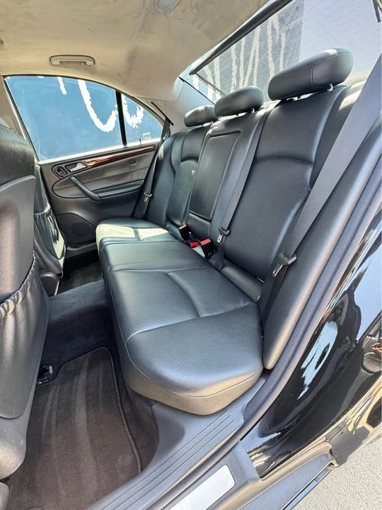 2003 Mercedes-Benz W203 C-Class - Image 12 of 17