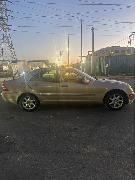 2003 Mercedes-Benz W203 C-Class - Image 12 of 13