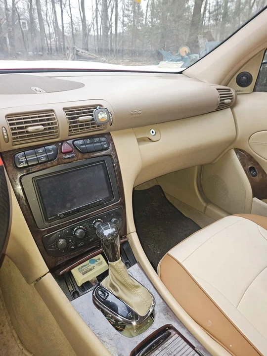 2003 Mercedes-Benz W203 C-Class - Image 9 of 17
