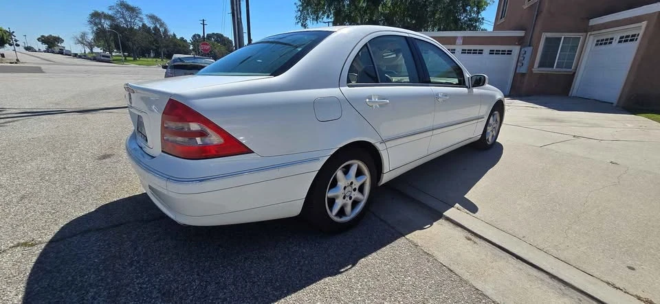 2003 Mercedes-Benz W203 C-Class - Image 11 of 12