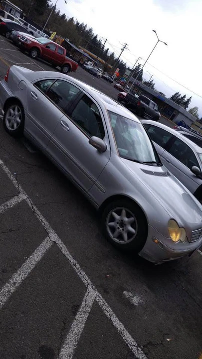 2003 Mercedes-Benz W203 C-Class - Image 2 of 4