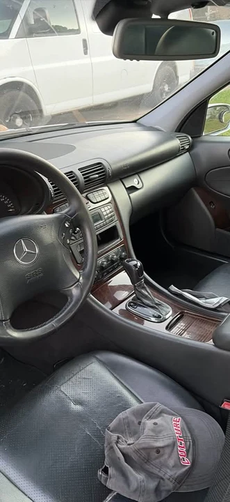 2003 Mercedes-Benz W203 C-Class - Image 3 of 3