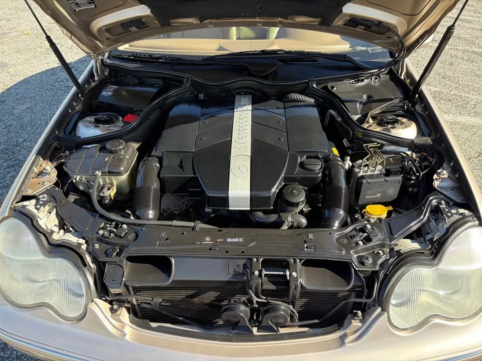 2003 Mercedes-Benz W203 C-Class - Image 10 of 14