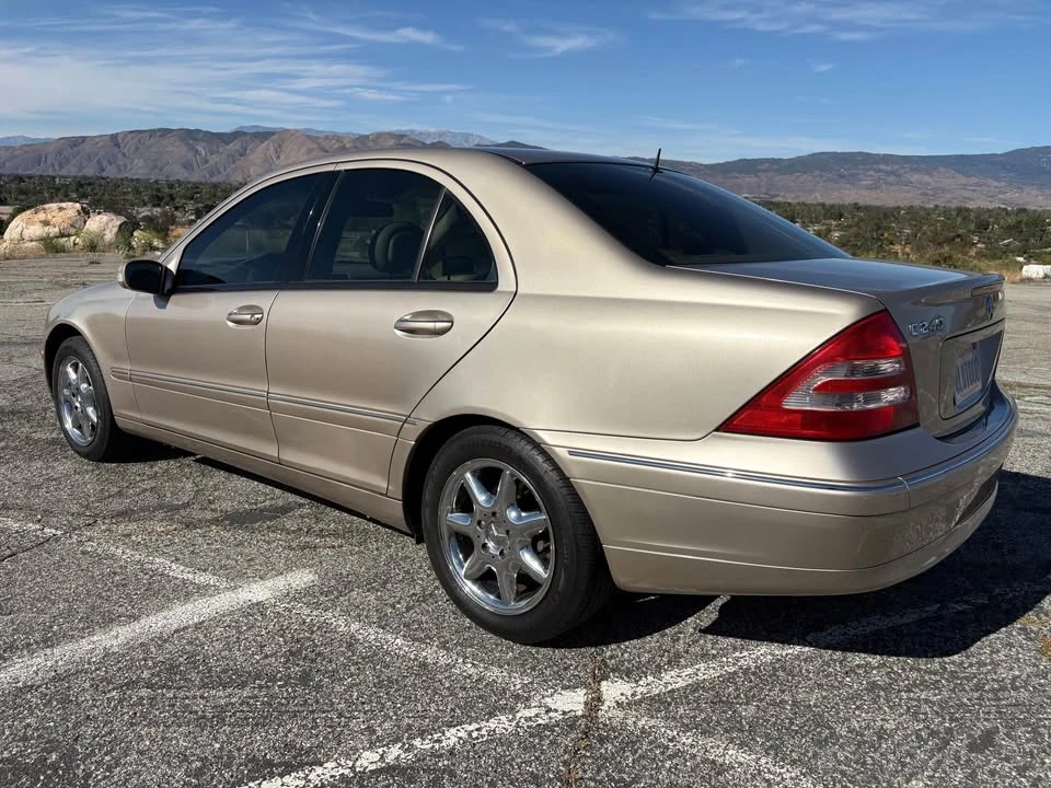 2003 Mercedes-Benz W203 C-Class - Image 2 of 14