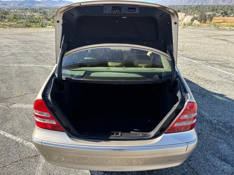2003 Mercedes-Benz W203 C-Class - Image 8 of 14