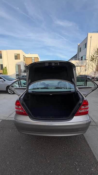 2003 Mercedes-Benz W203 C-Class - Image 8 of 11