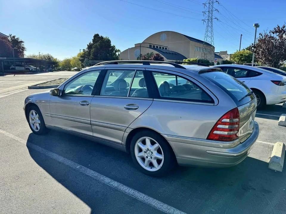 2003 Mercedes-Benz W203 C-Class - Image 2 of 15