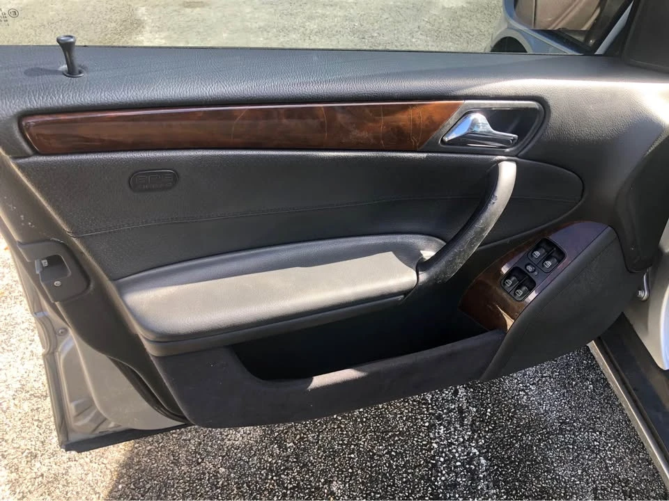 2003 Mercedes-Benz W203 C-Class - Image 8 of 15