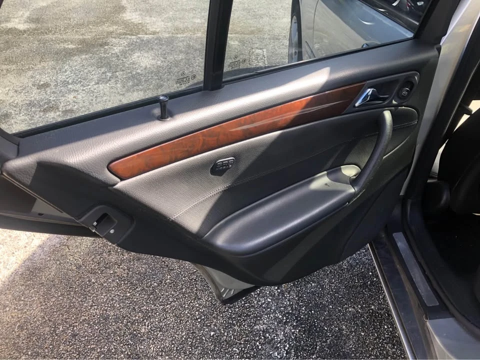 2003 Mercedes-Benz W203 C-Class - Image 9 of 15
