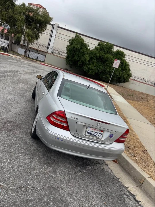 2003 Mercedes-Benz W203 C-Class - Image 2 of 8