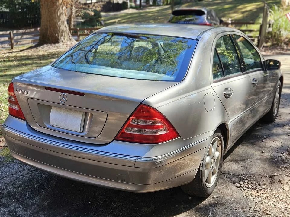 2003 Mercedes-Benz W203 C-Class - Image 3 of 17