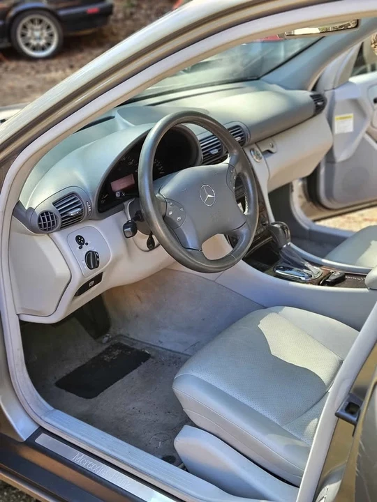 2003 Mercedes-Benz W203 C-Class - Image 7 of 17