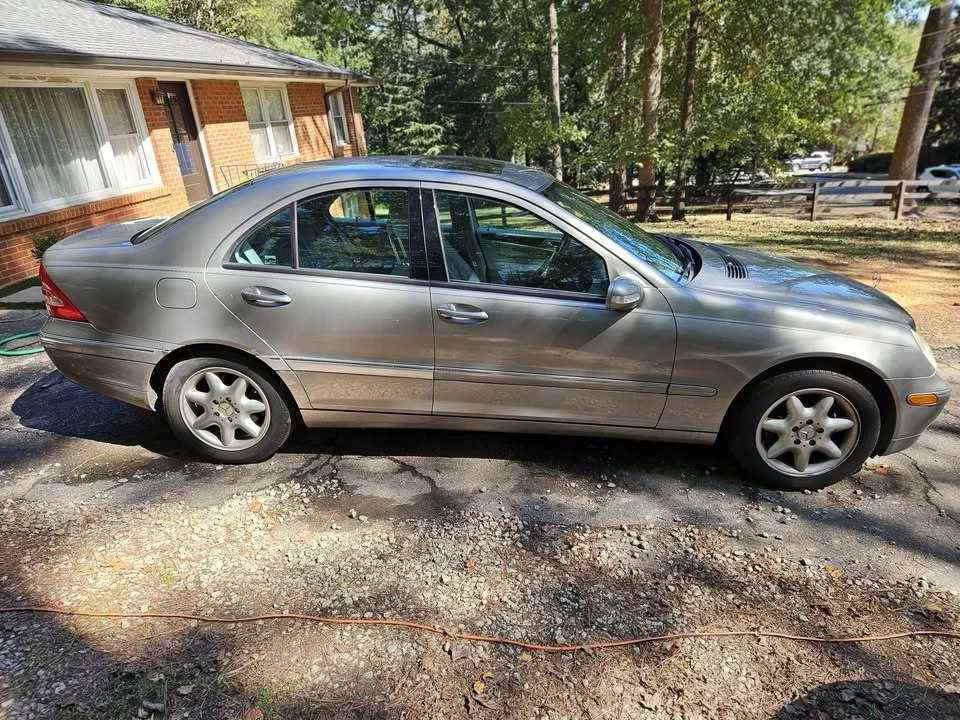2003 Mercedes-Benz W203 C-Class - Image 5 of 17