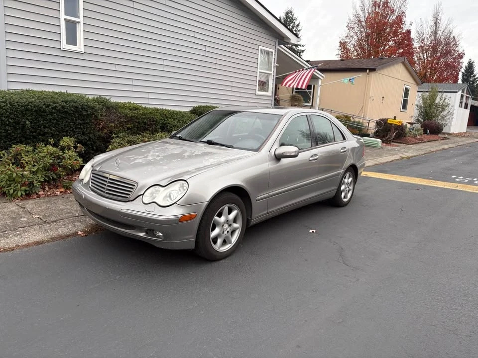2003 Mercedes-Benz W203 C-Class - Image 2 of 9