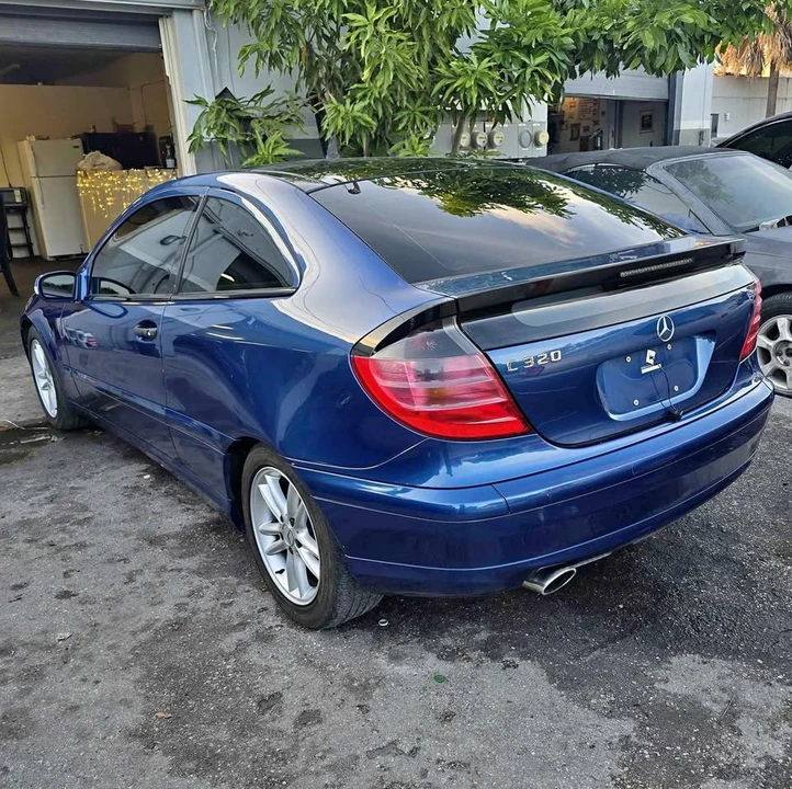 2003 Mercedes-Benz W203 C-Class - Image 2 of 11