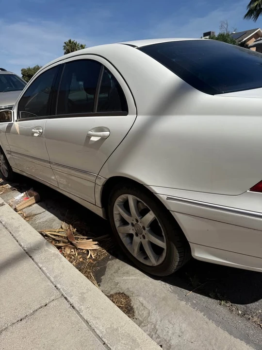 2003 Mercedes-Benz W203 C-Class - Image 2 of 6
