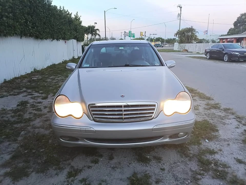 2003 Mercedes-Benz W203 C-Class - Image 3 of 7