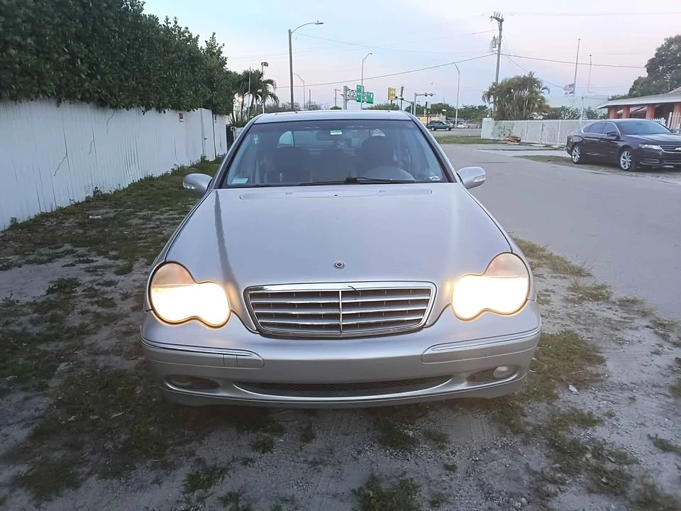 2003 Mercedes-Benz W203 C-Class - Image 4 of 7