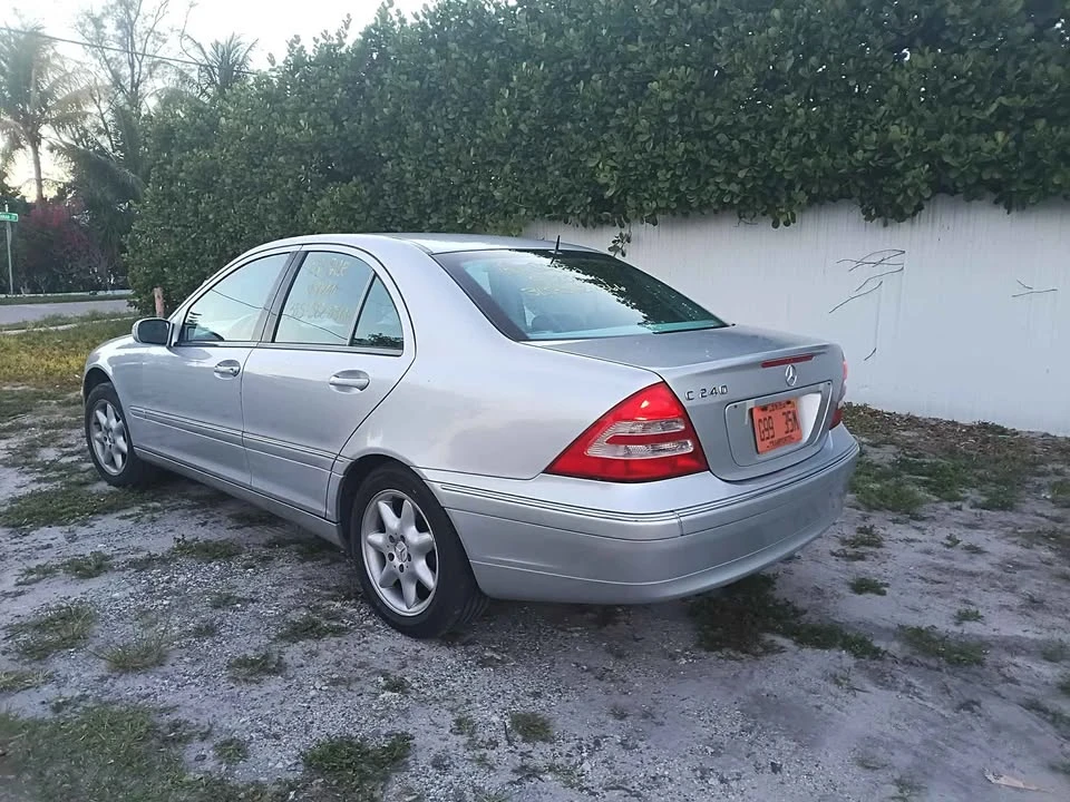 2003 Mercedes-Benz W203 C-Class - Image 2 of 7