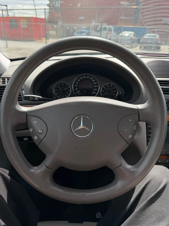 2003 Mercedes-Benz W211 E-Class - Image 11 of 19