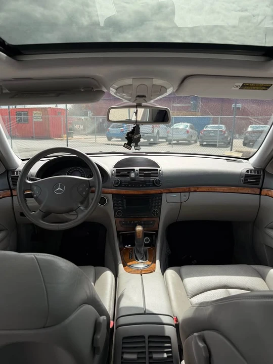 2003 Mercedes-Benz W211 E-Class - Image 10 of 19