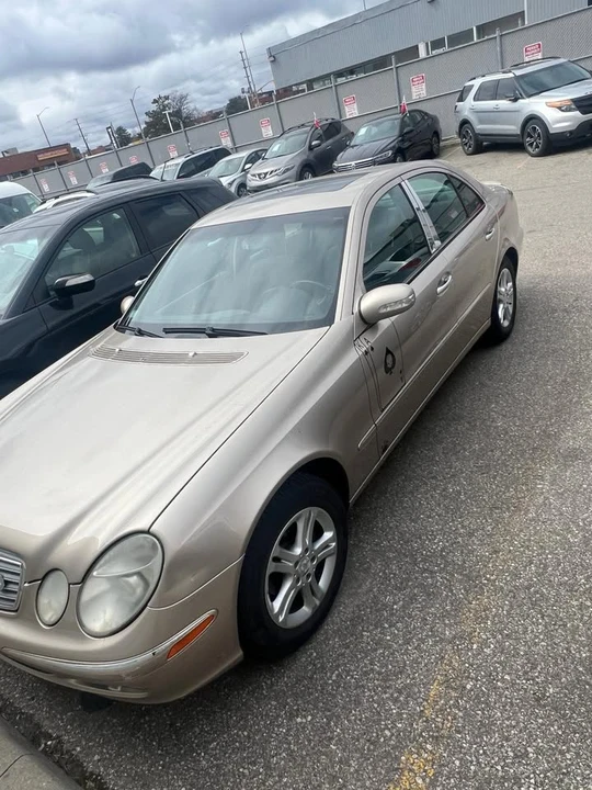 2003 Mercedes-Benz W211 E-Class - Image 2 of 4