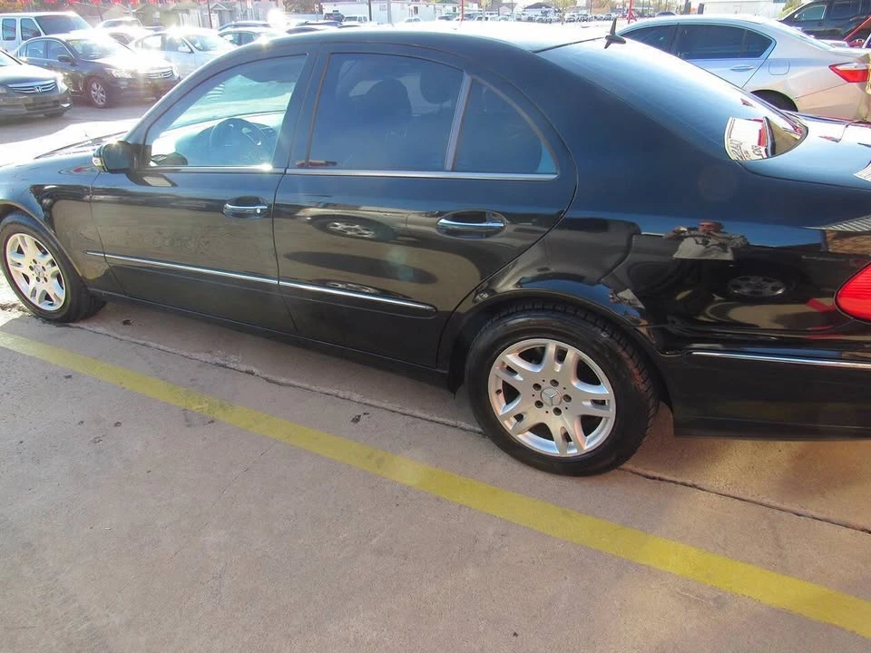 2003 Mercedes-Benz E-Class - Image 2 of 17