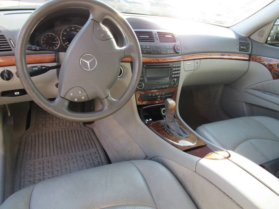 2003 Mercedes-Benz E-Class - Image 16 of 17