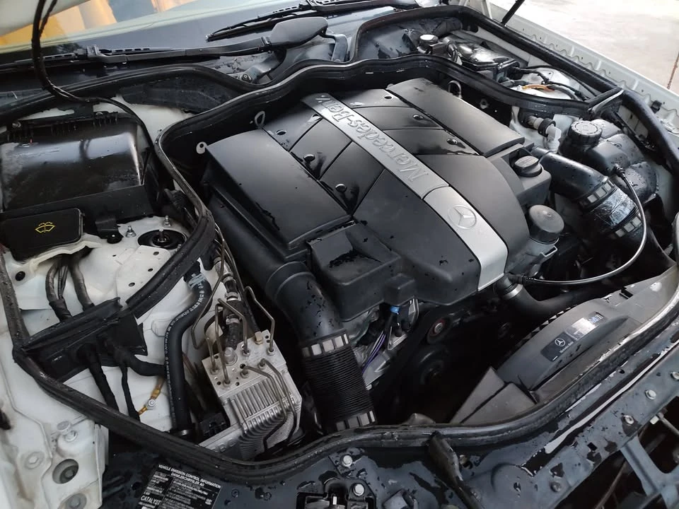 2003 Mercedes-Benz E-Class - Image 7 of 12