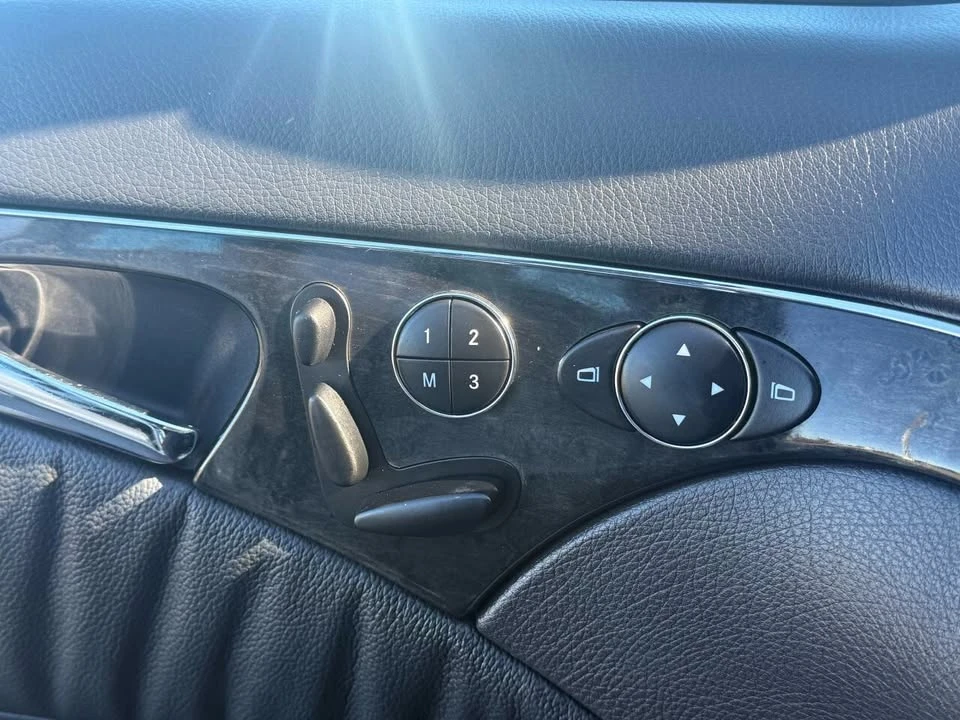 2003 Mercedes-Benz E-Class - Image 9 of 19