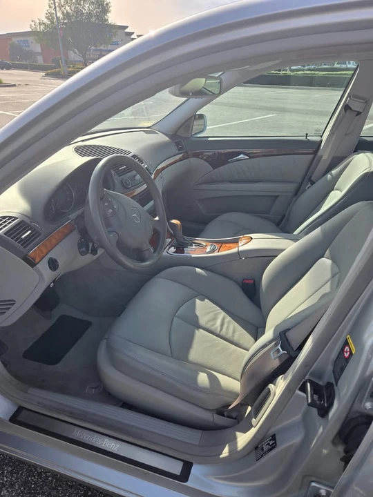 2003 Mercedes-Benz E-Class - Image 9 of 20