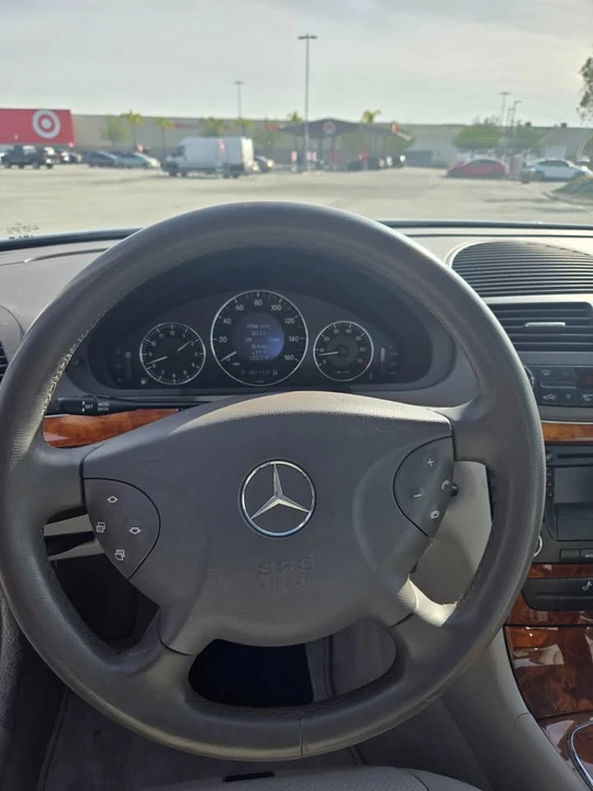 2003 Mercedes-Benz E-Class - Image 14 of 20
