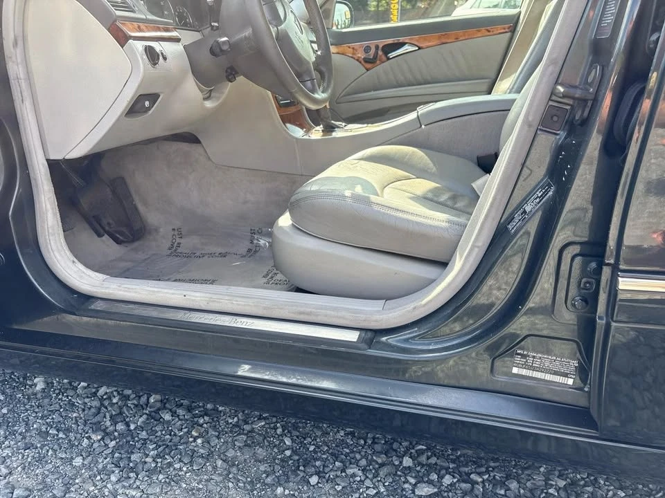 2003 Mercedes-Benz E-Class - Image 18 of 20