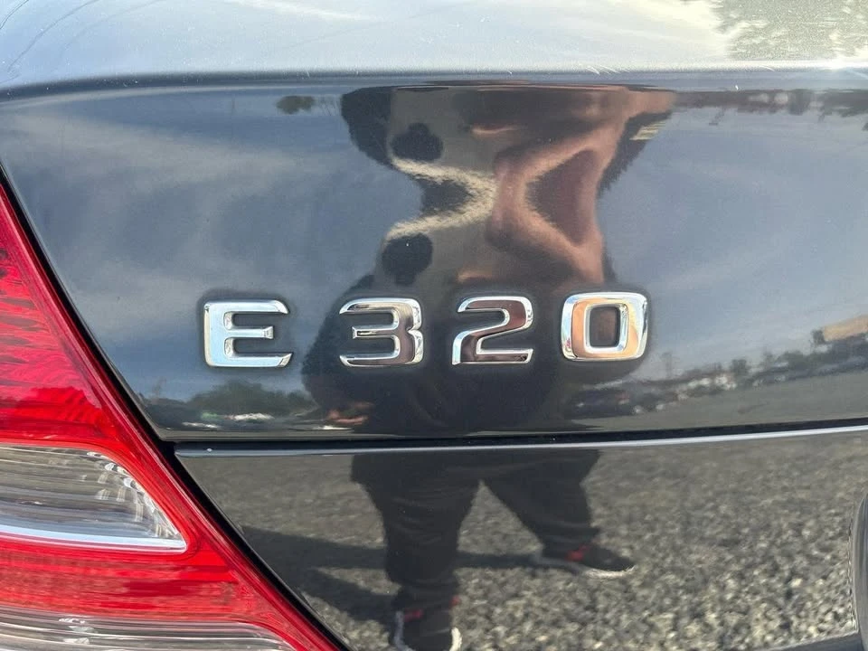 2003 Mercedes-Benz E-Class - Image 12 of 19