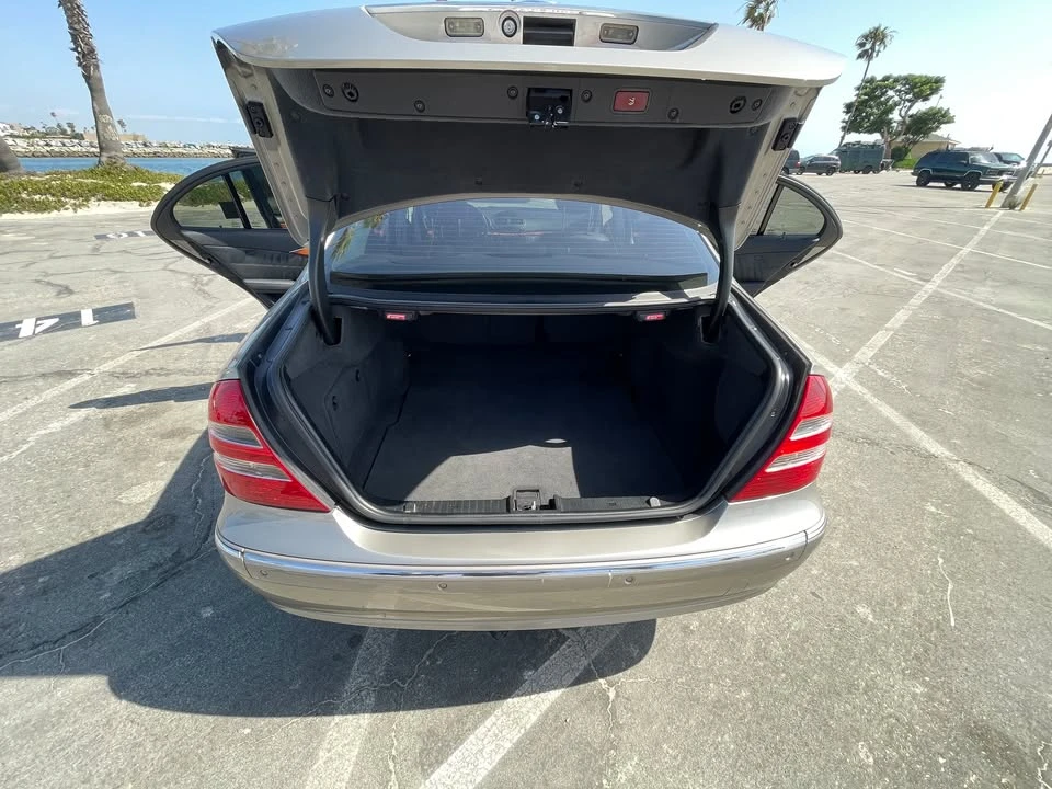 2003 Mercedes-Benz W211 E-Class - Image 11 of 20