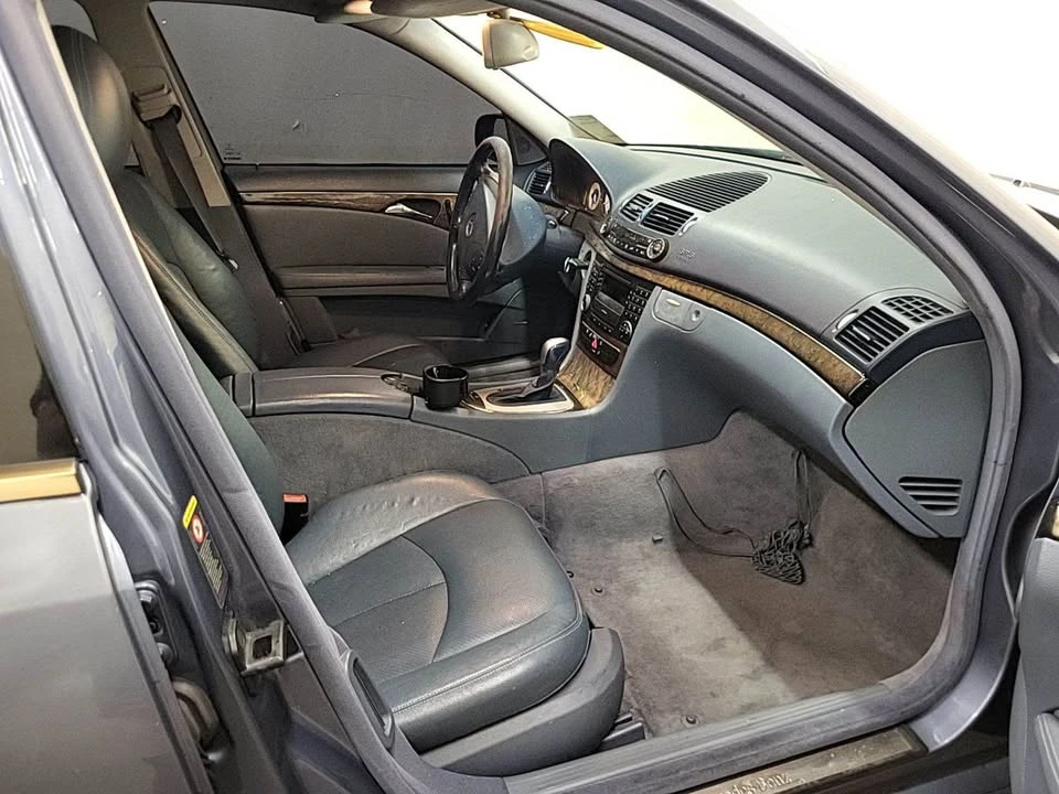 2003 Mercedes-Benz E-Class - Image 4 of 11