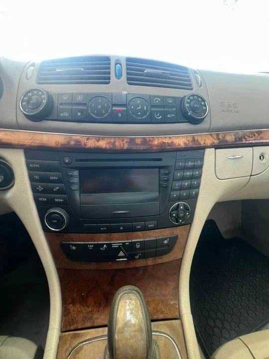 2003 Mercedes-Benz W211 E-Class - Image 3 of 8