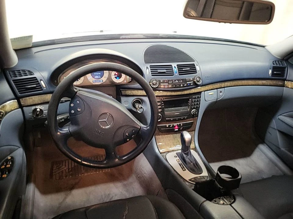 2003 Mercedes-Benz E-Class - Image 5 of 11