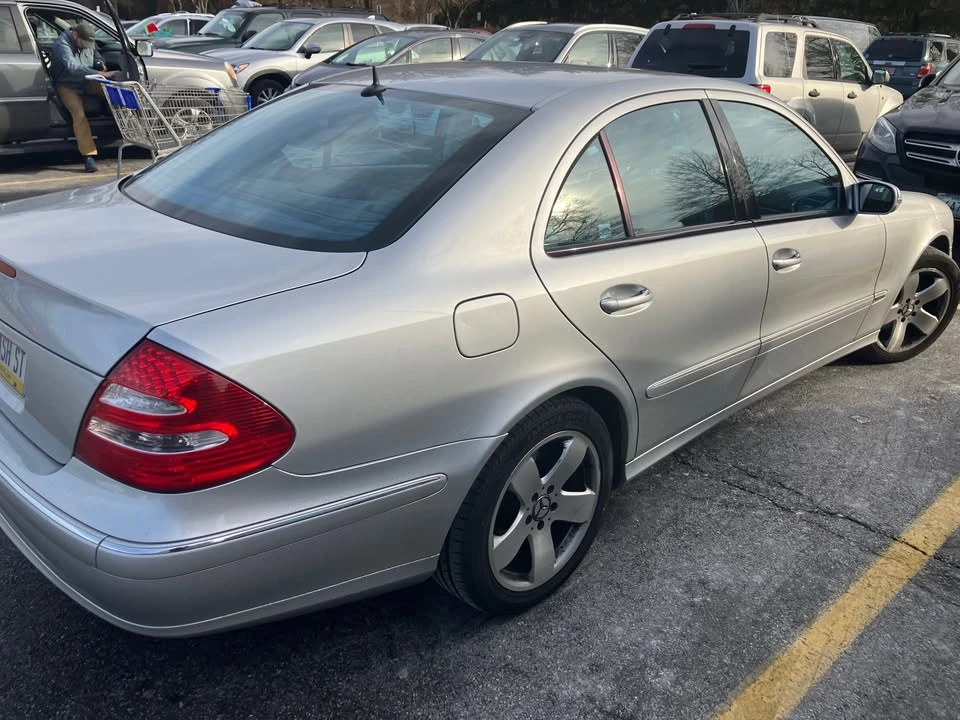 2003 Mercedes-Benz W211 E-Class - Image 2 of 4