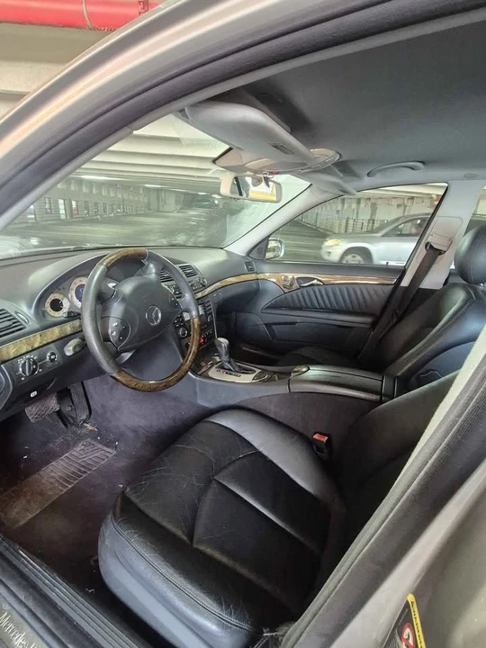 2003 Mercedes-Benz W211 E-Class - Image 14 of 20