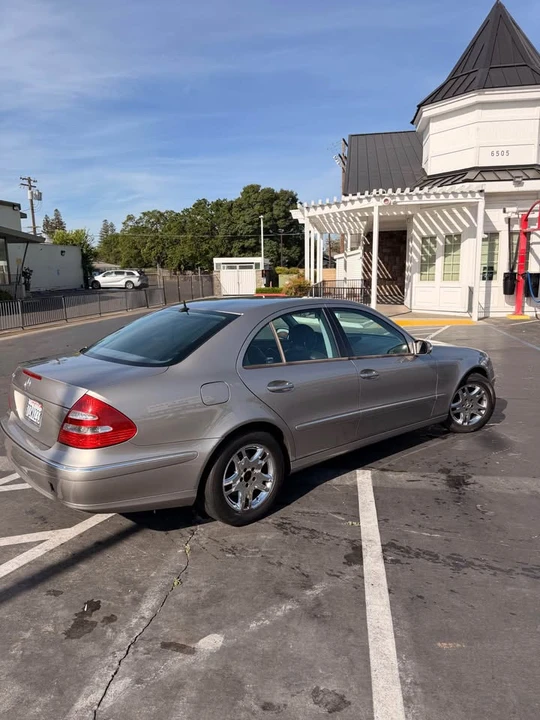 2003 Mercedes-Benz W211 E-Class - Image 2 of 6