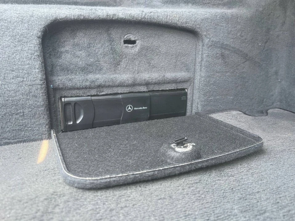 2003 Mercedes-Benz W220 S-Class - Image 12 of 20