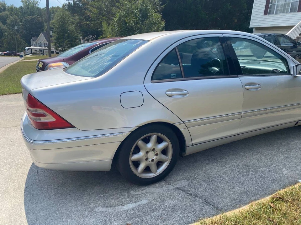 2003 Mercedes-Benz W203 C-Class - Image 8 of 15