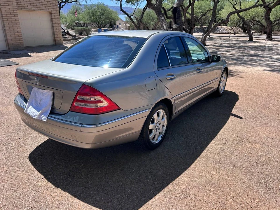 2003 Mercedes-Benz W203 C-Class - Image 5 of 17