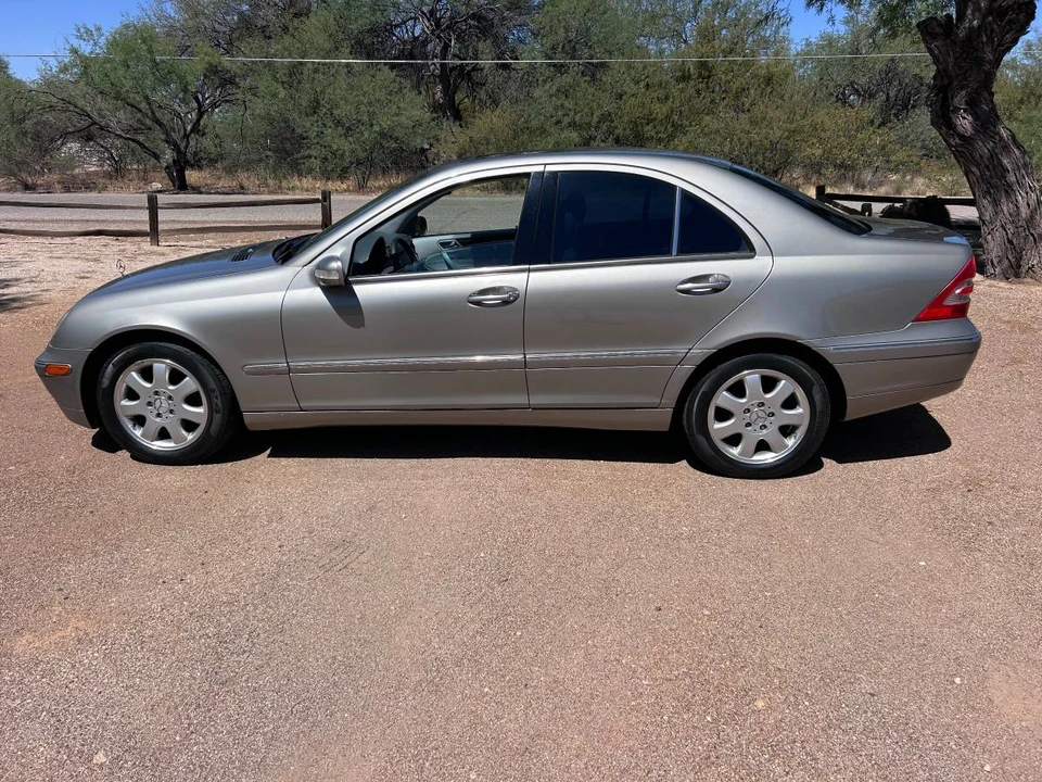 2003 Mercedes-Benz W203 C-Class - Image 8 of 17