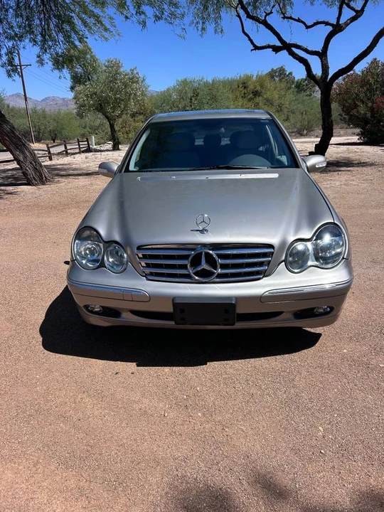 2003 Mercedes-Benz W203 C-Class - Image 2 of 17